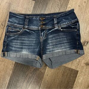 Havana Low Rise Booty Lift Denim Shorts/Size 5